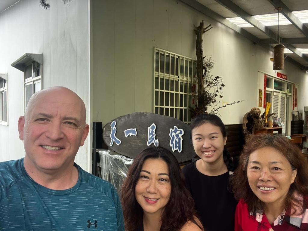 Tianyi Homestay Фенчиху Екстериор снимка